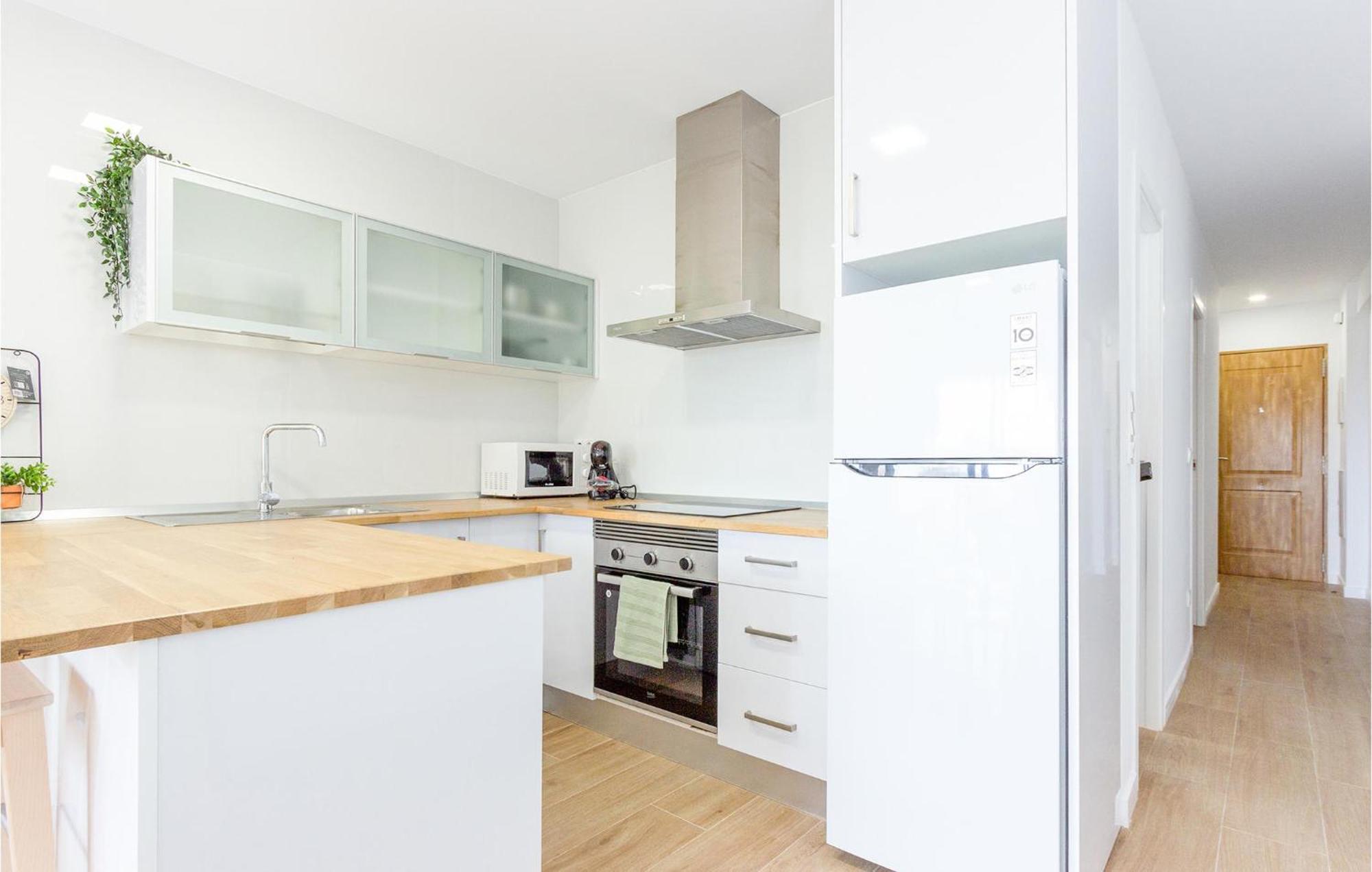 Lovely Apartment In Santa Pola With Kitchen エクステリア 写真