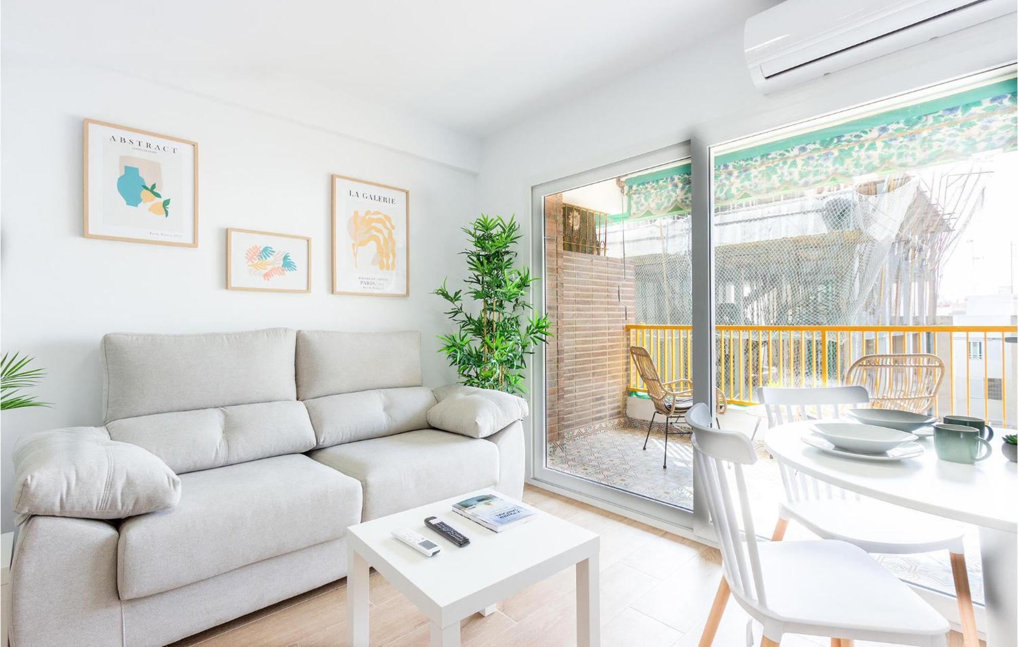 Lovely Apartment In Santa Pola With Kitchen エクステリア 写真