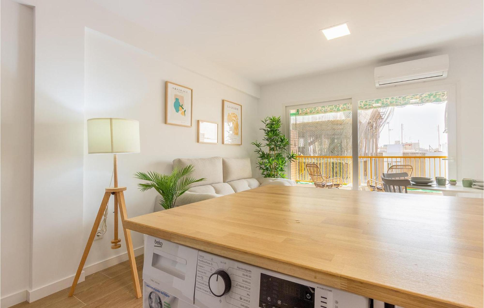Lovely Apartment In Santa Pola With Kitchen エクステリア 写真