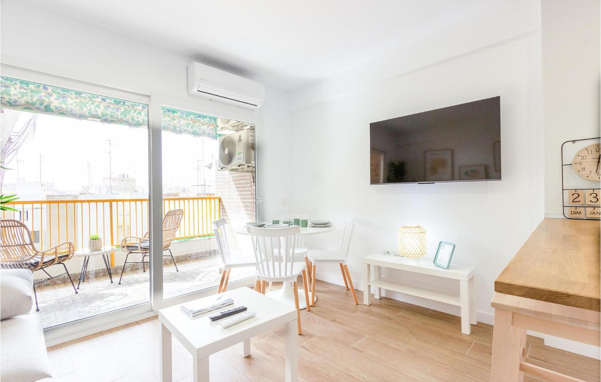 Lovely Apartment In Santa Pola With Kitchen エクステリア 写真