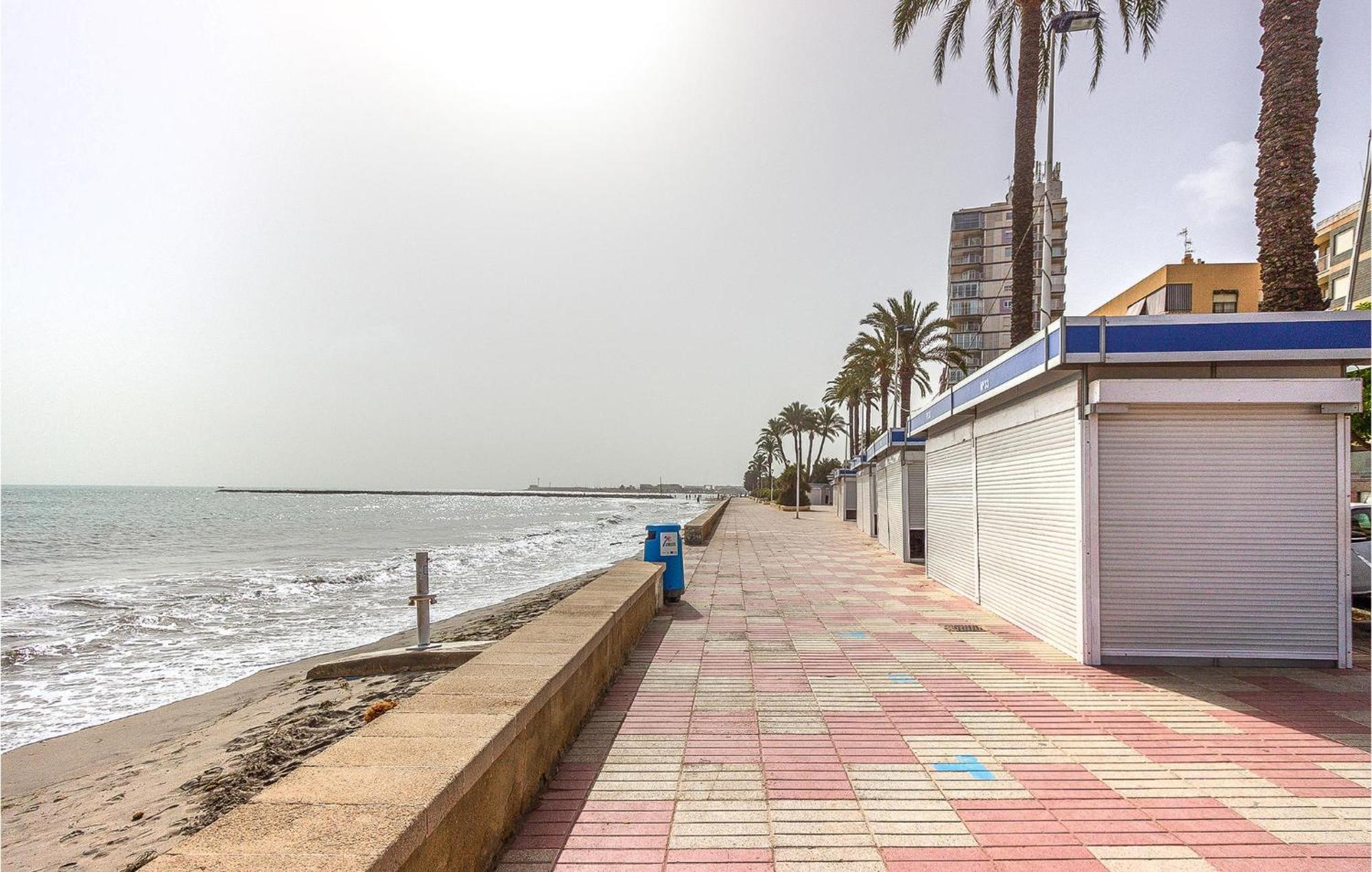 Lovely Apartment In Santa Pola With Kitchen エクステリア 写真